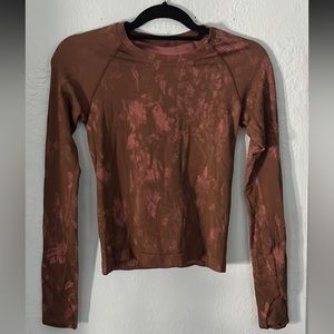 Long sleeve Lululemon Athletic Shirt Brown and Pink Patter Women’s Size 4